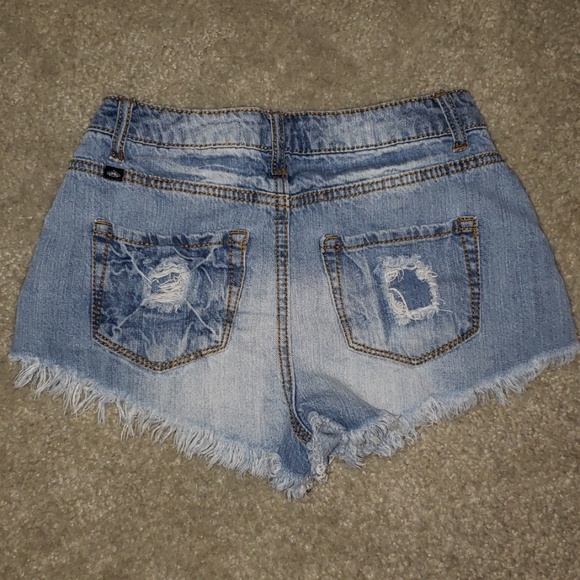 Shorts - Picture 2 of 2